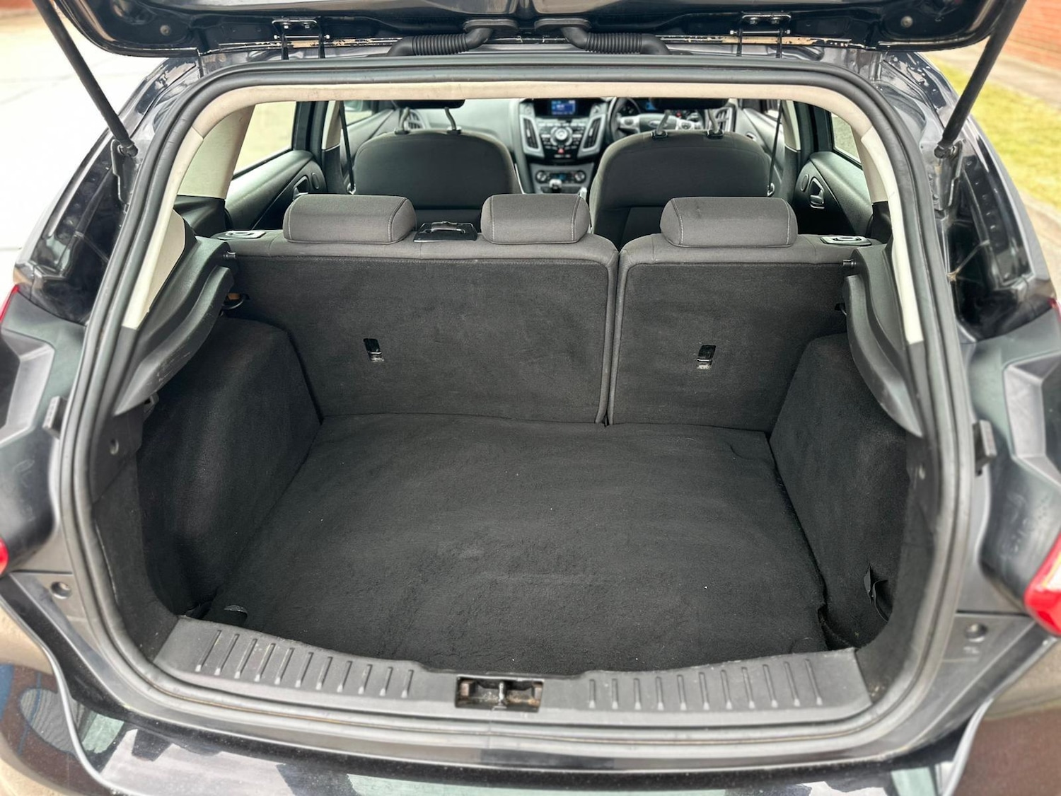 Vehicle 28