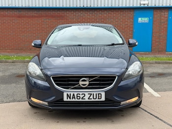 Used Volvo V40 2013 for sale - 78636044: Photo