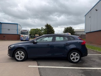 Used Volvo V40 2013 for sale - 78636044: Photo