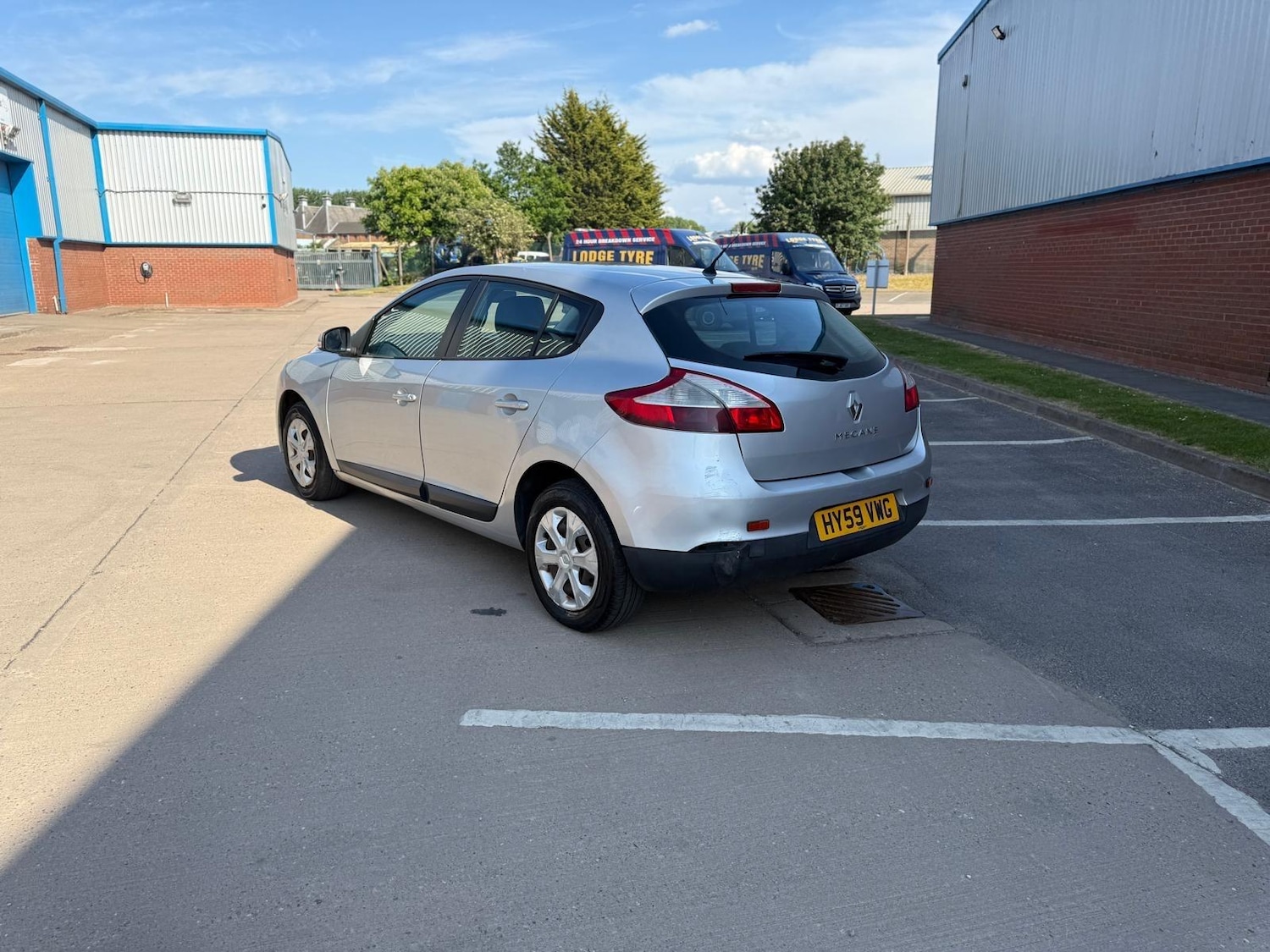 Used Renault Megane 2010 for sale - 76608169: Photo 5