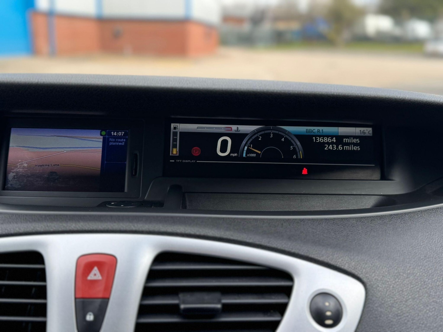 Used Renault Grand Scenic 2010 for sale - 78085881: Photo 17