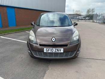 Renault Grand Scenic feature image