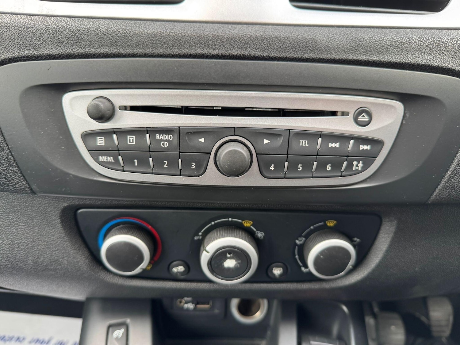 Used Renault Grand Scenic 2010 for sale - 78085881: Photo 21