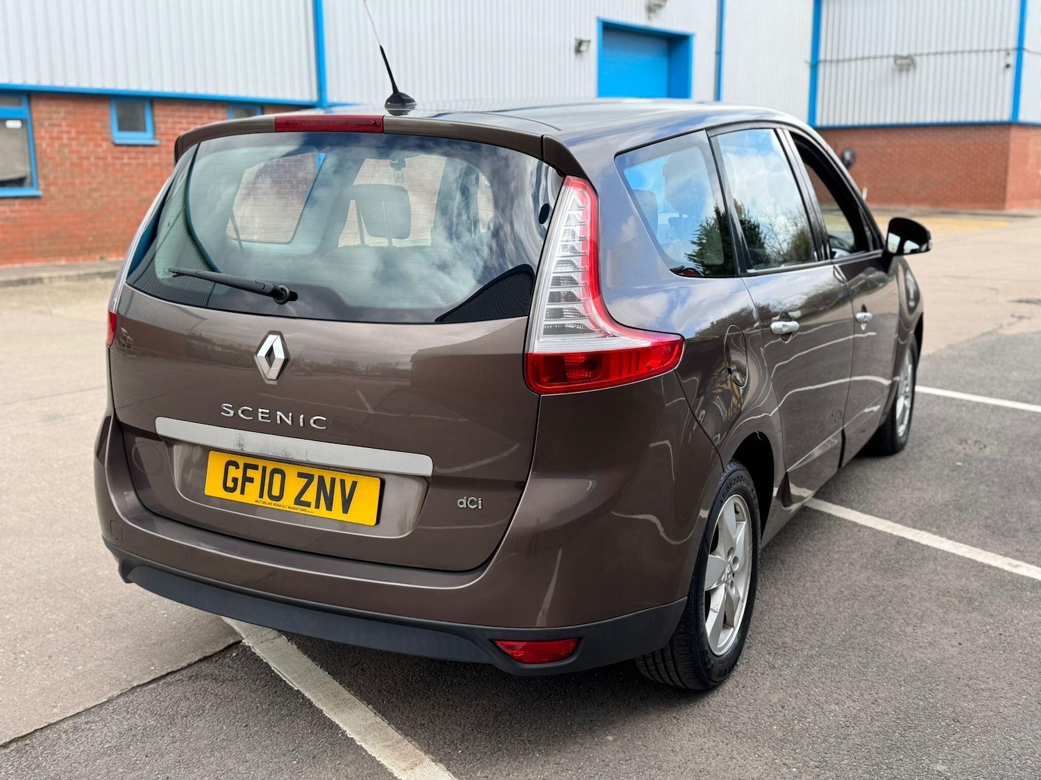 Used Renault Grand Scenic 2010 for sale - 78085881: Photo 8