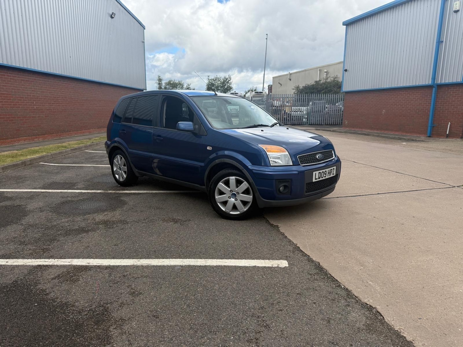 Used Ford Fusion 2009 for sale - 76996105: Photo 10