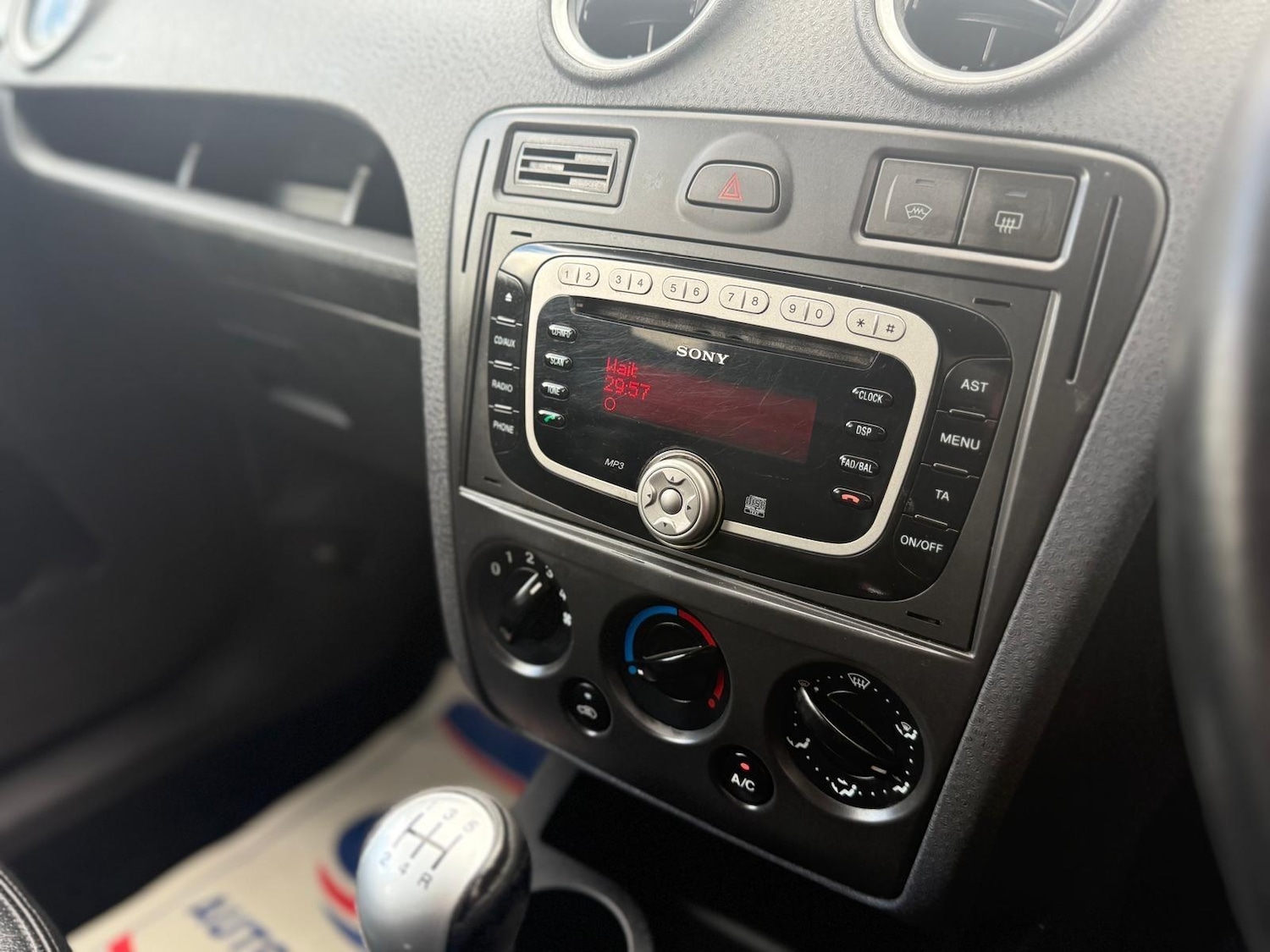 Used Ford Fusion 2009 for sale - 76996105: Photo 18