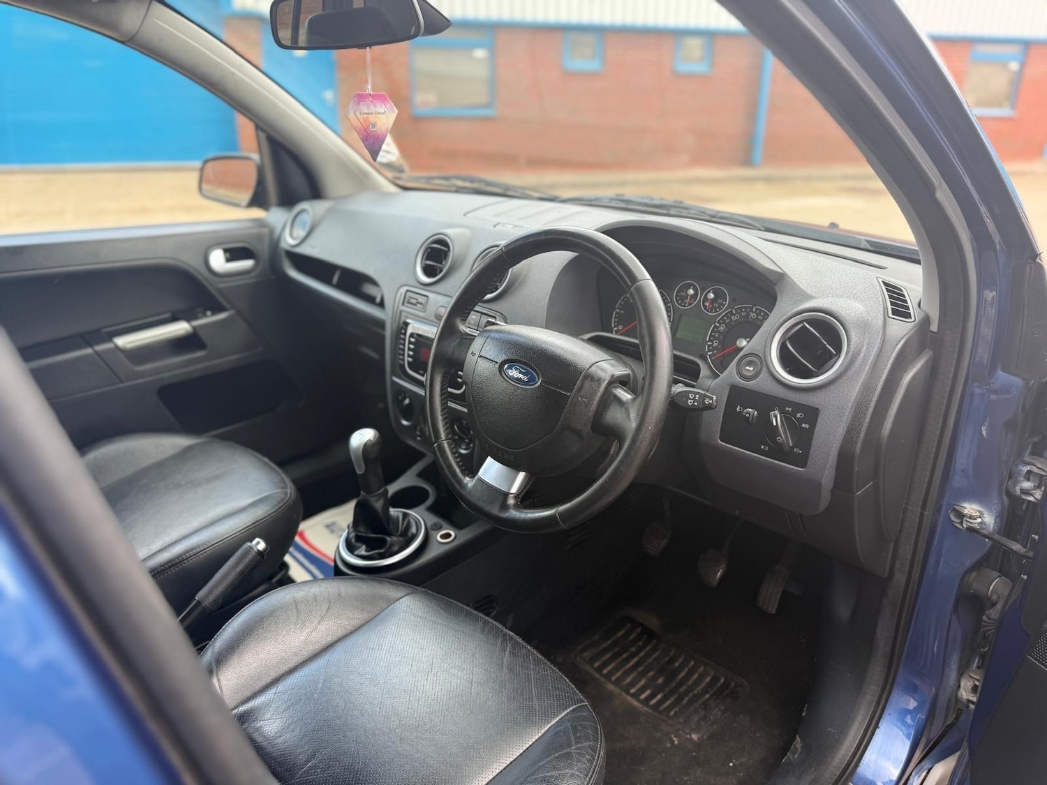 Used Ford Fusion 2009 for sale - 76996105: Photo 24