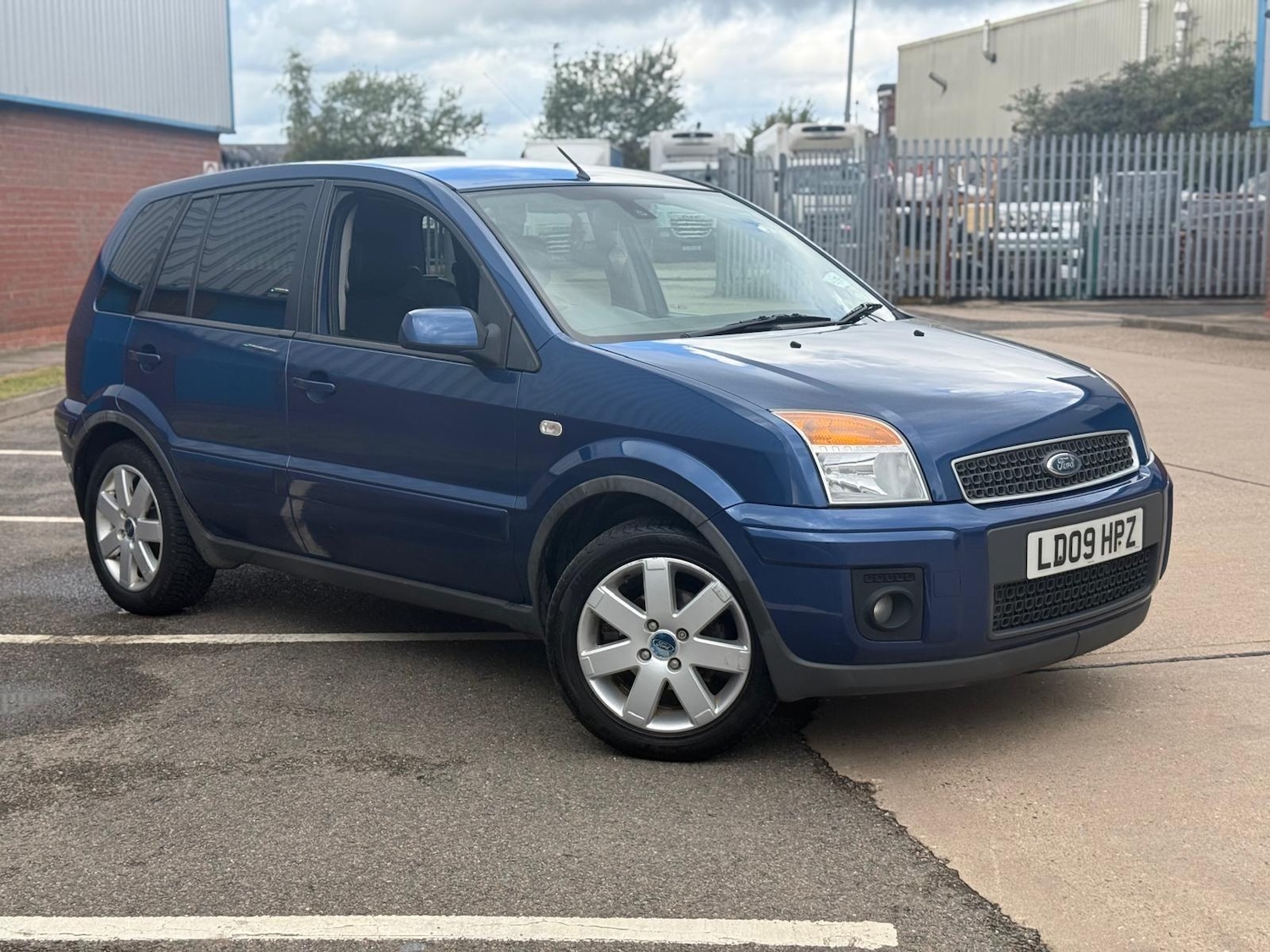 Used Ford Fusion 2009 for sale - 76996105: Photo 5