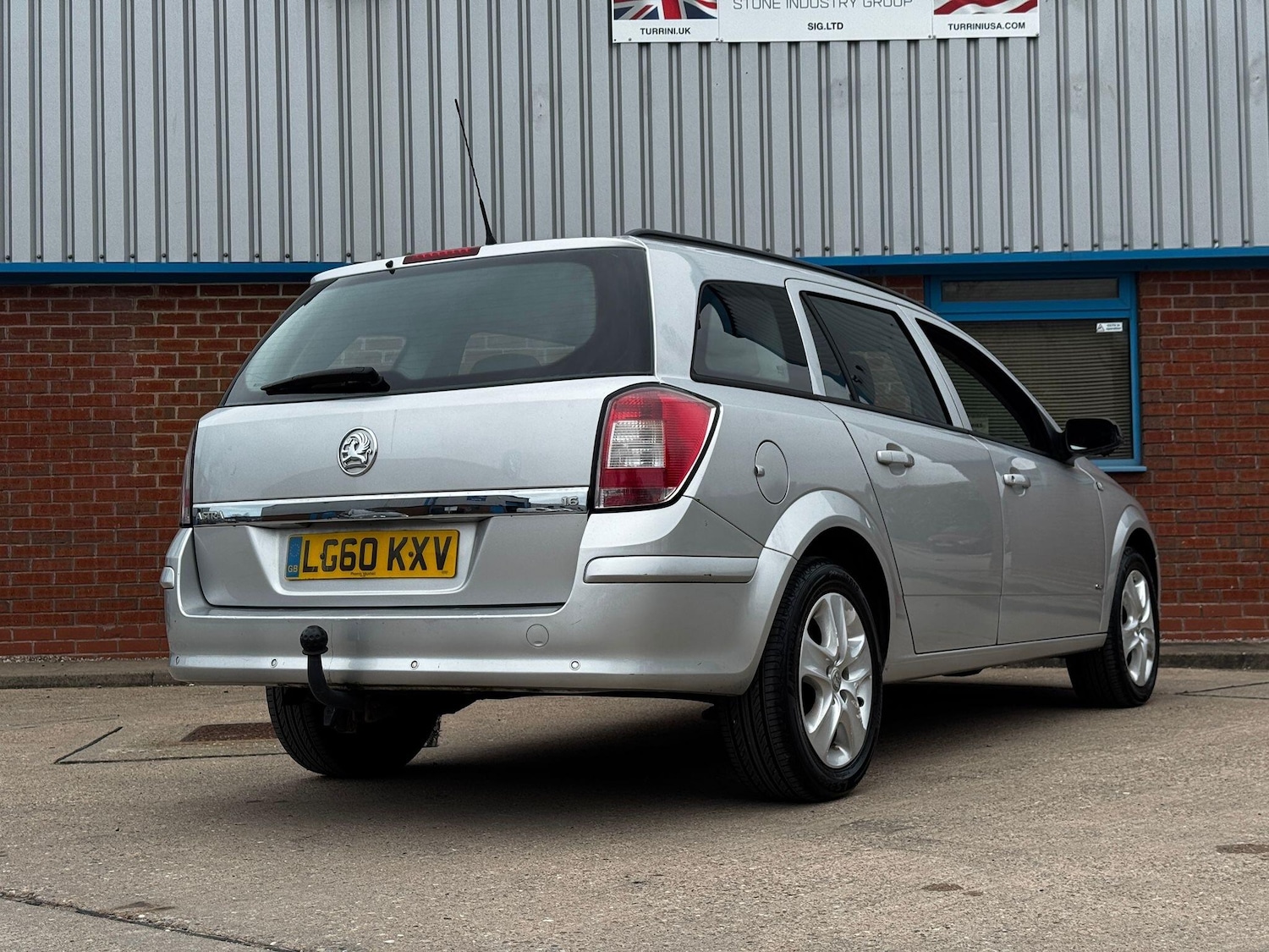 Used Vauxhall Astra 2010 for sale - 77737848: Photo 13