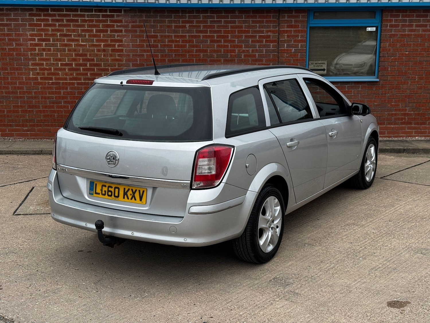Used Vauxhall Astra 2010 for sale - 77737848: Photo 15