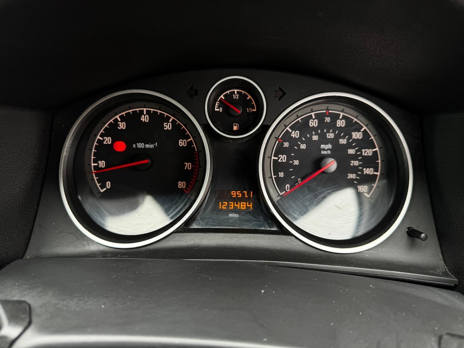 Used Vauxhall Astra 2010 for sale - 77737848: Photo 22