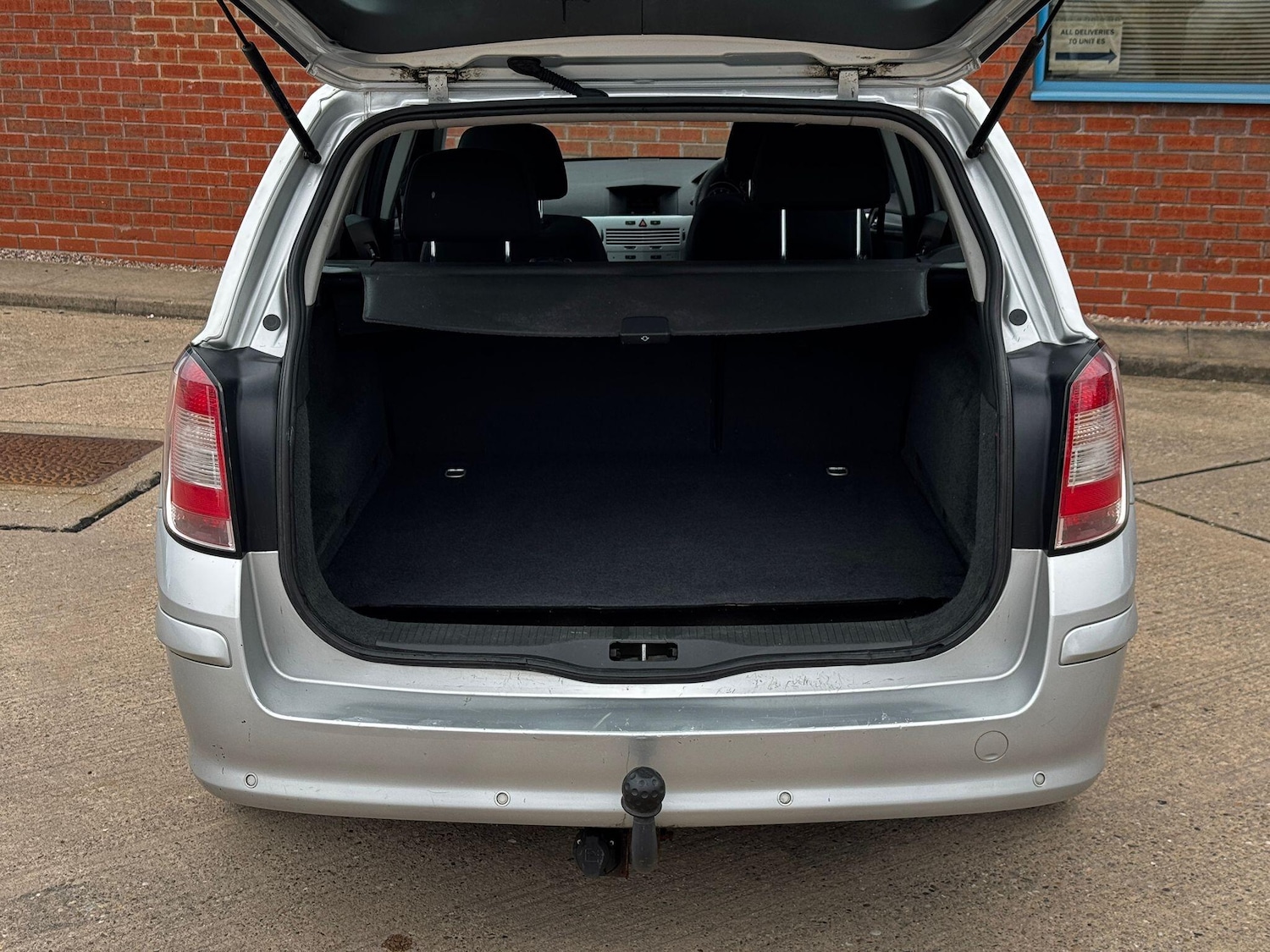 Used Vauxhall Astra 2010 for sale - 77737848: Photo 23