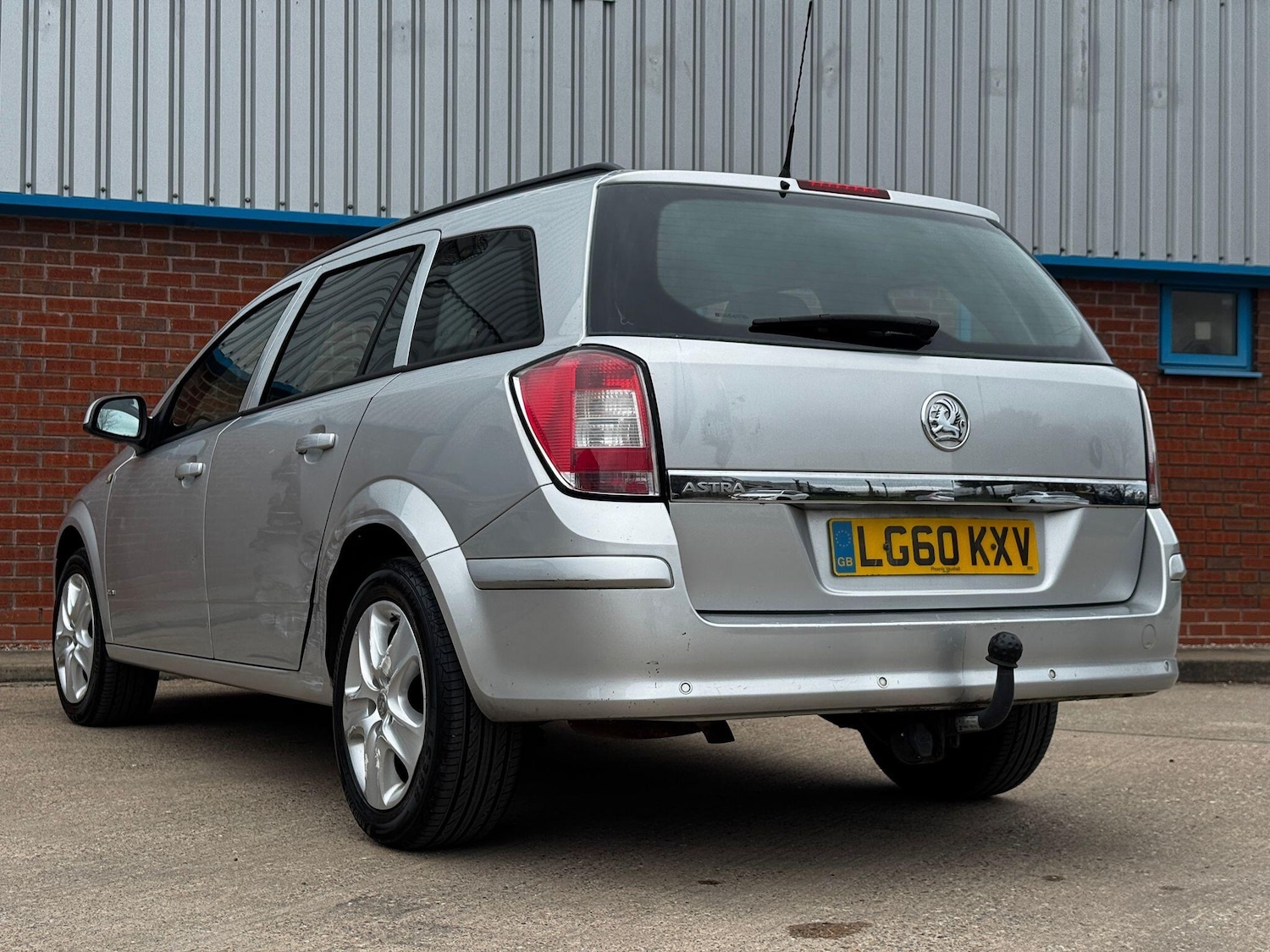 Used Vauxhall Astra 2010 for sale - 77737848: Photo 9