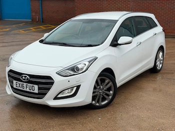 Used Hyundai i30 2016 for sale - 79601502: Photo
