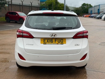 Used Hyundai i30 2016 for sale - 79601502: Photo