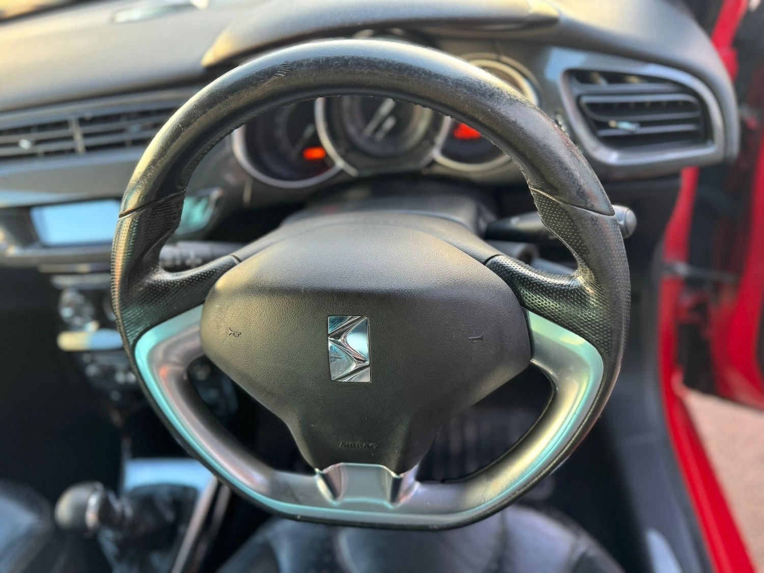 Used Citroen DS3 2012 for sale - 76752681: Photo 14