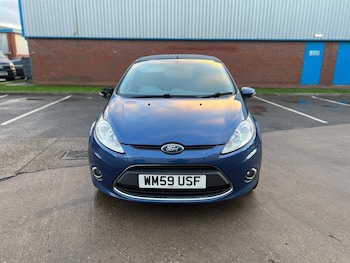 2010 (59) - 1.25 Zetec 5dr [82]