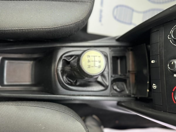 Used Peugeot 207 2009 for sale - 75577462: Photo 17