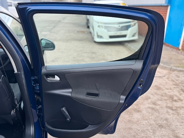 Used Peugeot 207 2009 for sale - 75577462: Photo 21
