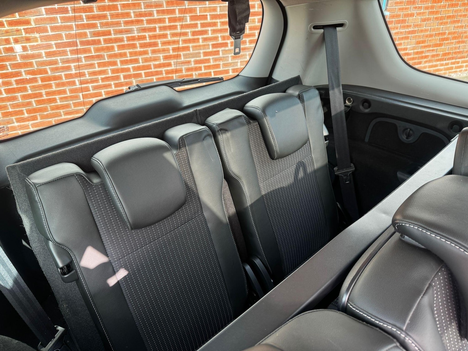 Used Renault Grand Scenic 2014 for sale - 77783668: Photo 17