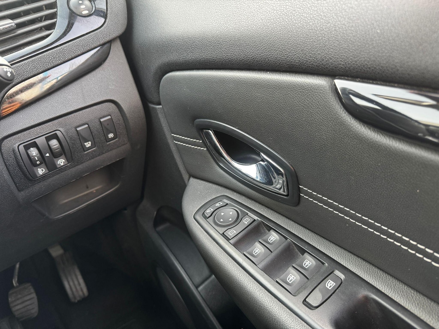 Used Renault Grand Scenic 2014 for sale - 77783668: Photo 23