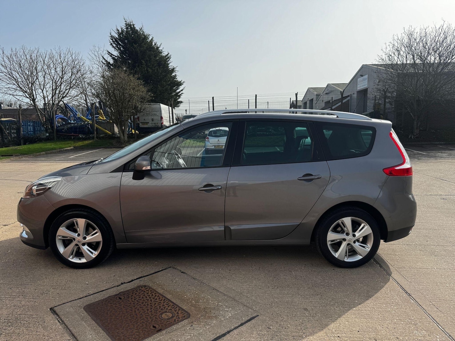 Used Renault Grand Scenic 2014 for sale - 77783668: Photo 4
