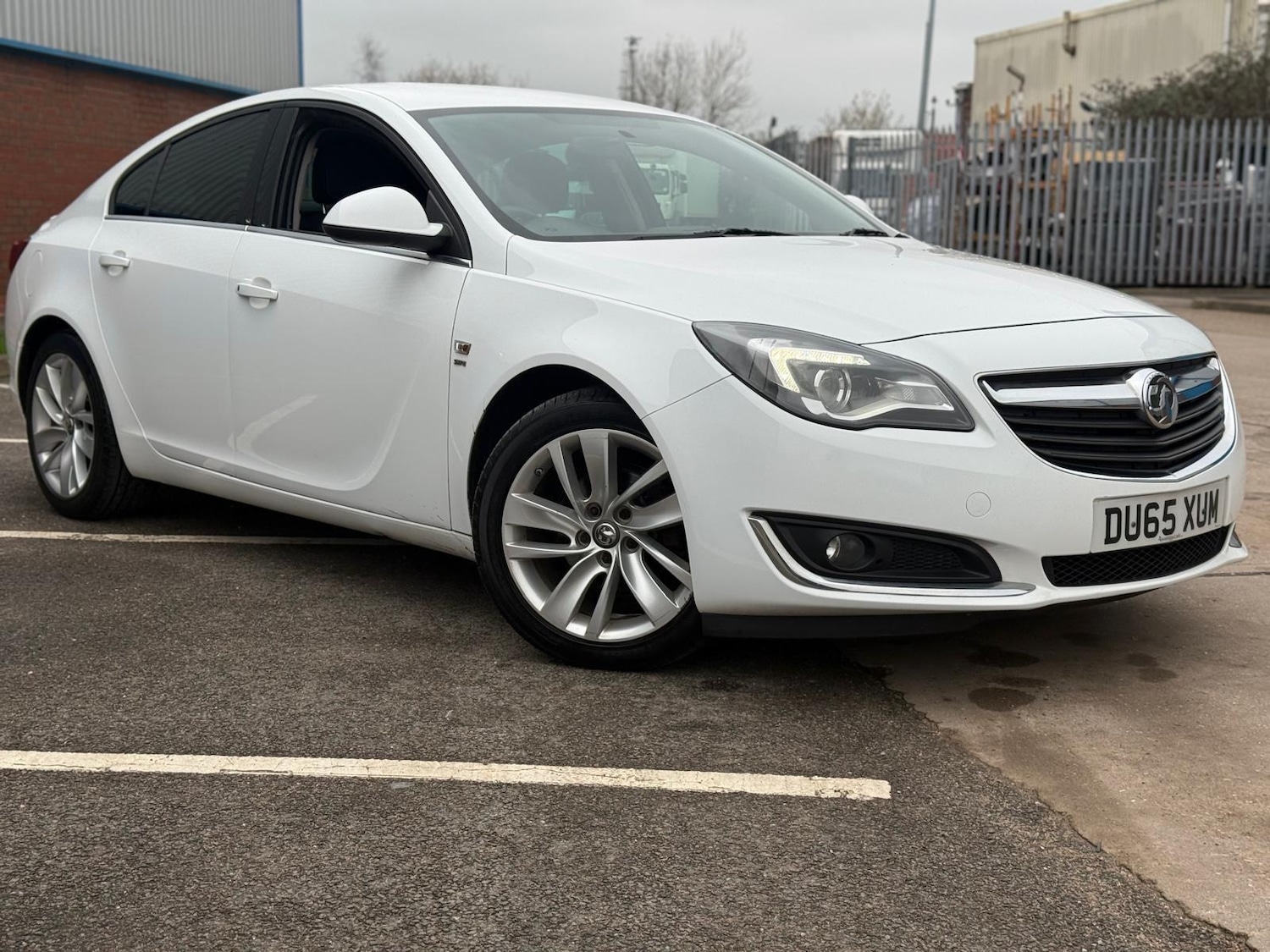 Used Vauxhall Insignia 2015 for sale - 77523584: Photo 10