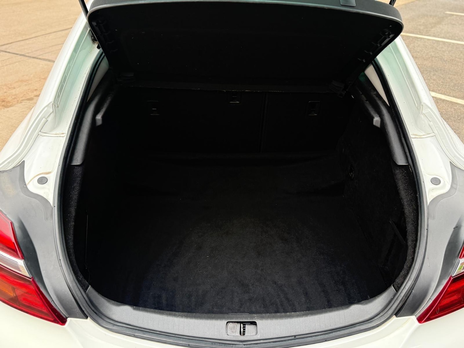 Used Vauxhall Insignia 2015 for sale - 77523584: Photo 30