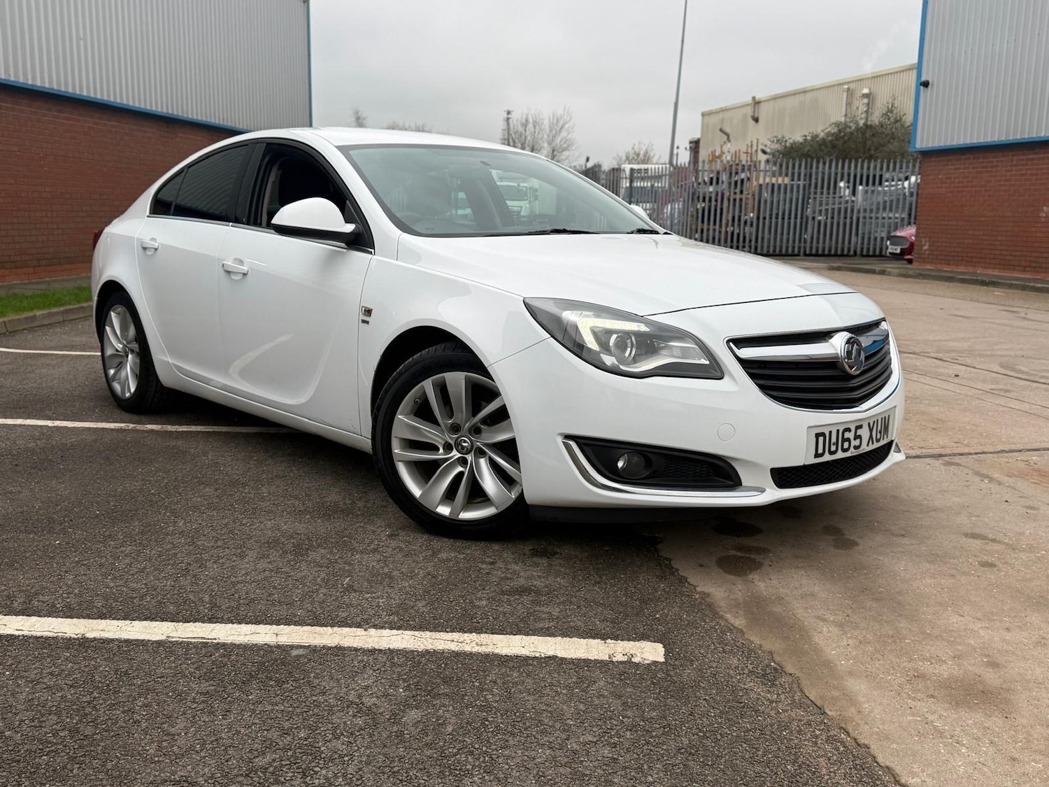 Used Vauxhall Insignia 2015 for sale - 77523584: Photo 6