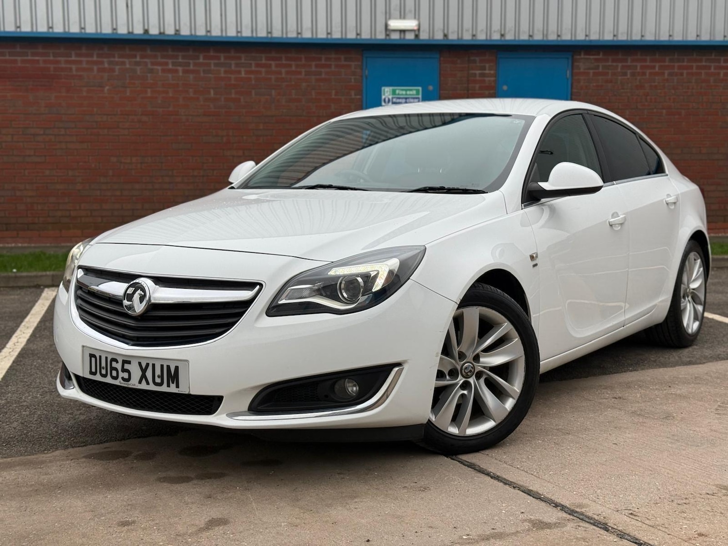 Used Vauxhall Insignia 2015 for sale - 77523584: Photo 9