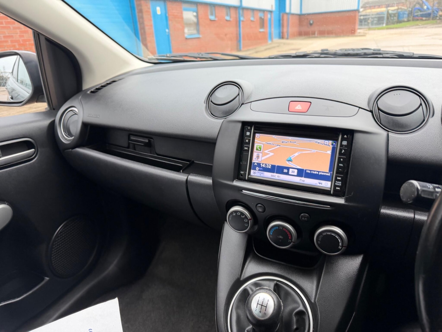 Used Mazda Mazda2 2013 for sale - 77377374: Photo 19