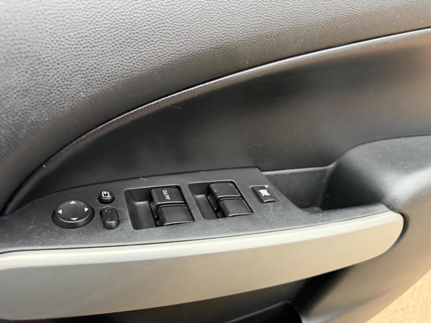 Used Mazda Mazda2 2013 for sale - 77377374: Photo 22