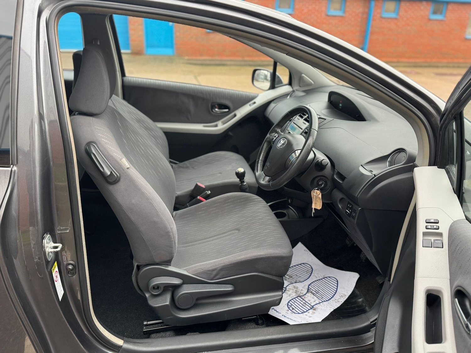 Used Toyota Yaris 2009 for sale - 76549559: Photo 13