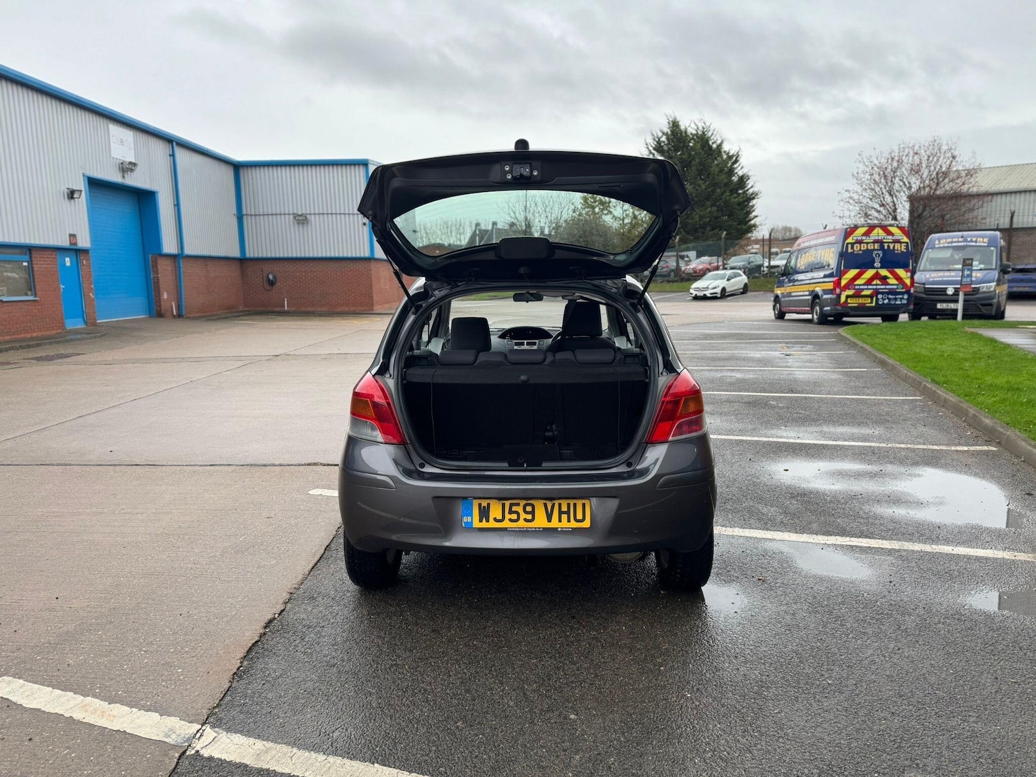 Used Toyota Yaris 2009 for sale - 76549559: Photo 23