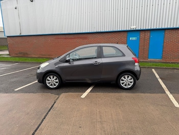 Used Toyota Yaris 2009 for sale - 76549559: Photo