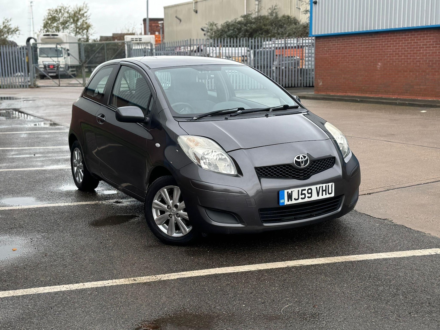 Used Toyota Yaris 2009 for sale - 76549559: Photo 7