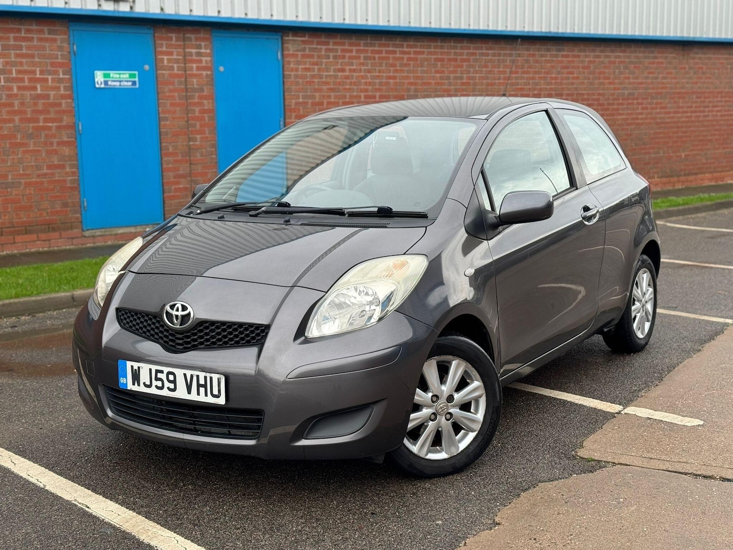 Used Toyota Yaris 2009 for sale - 76549559: Photo 8