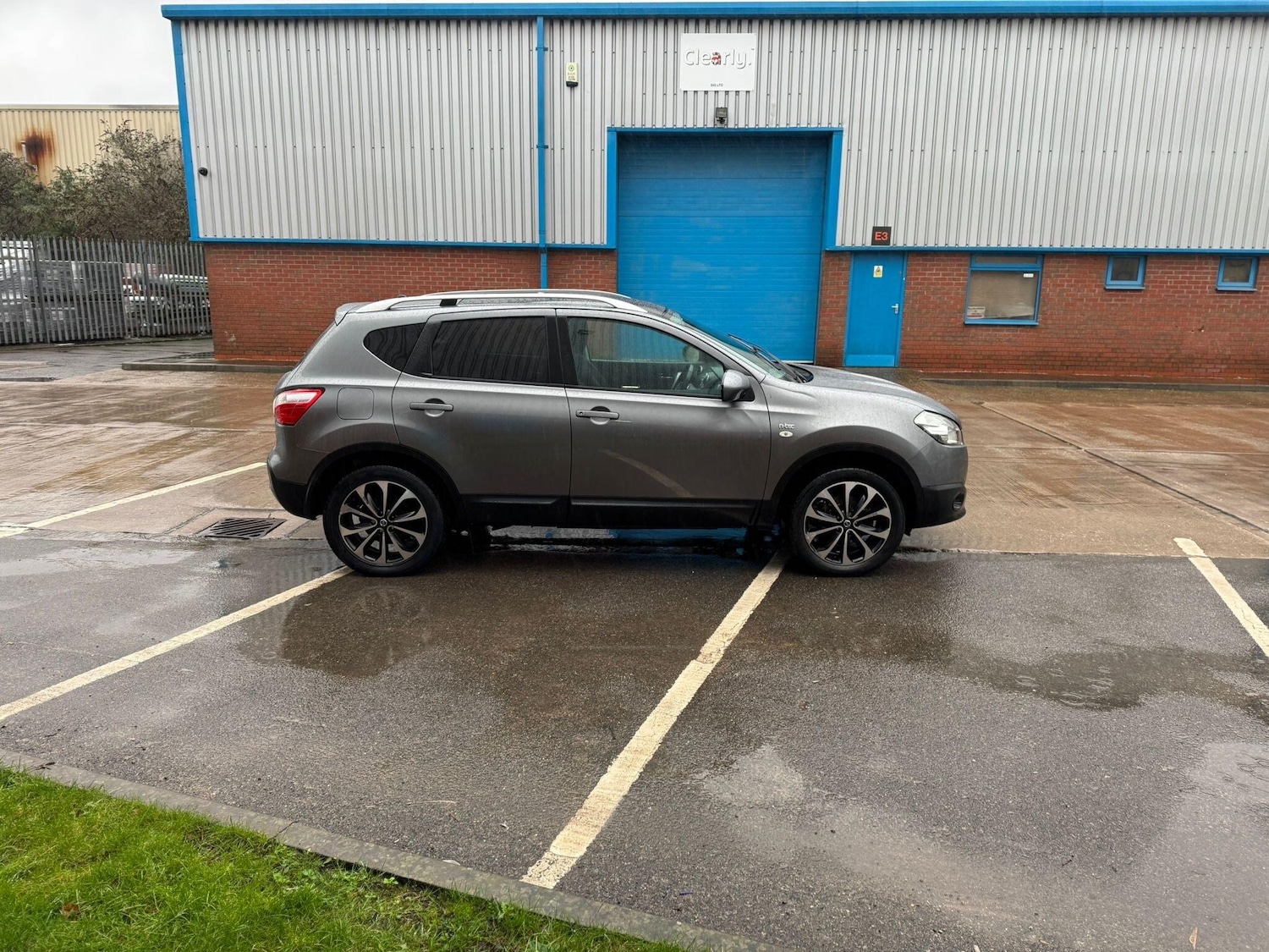 Used Nissan Qashqai 2010 for sale - 76936123: Photo 3