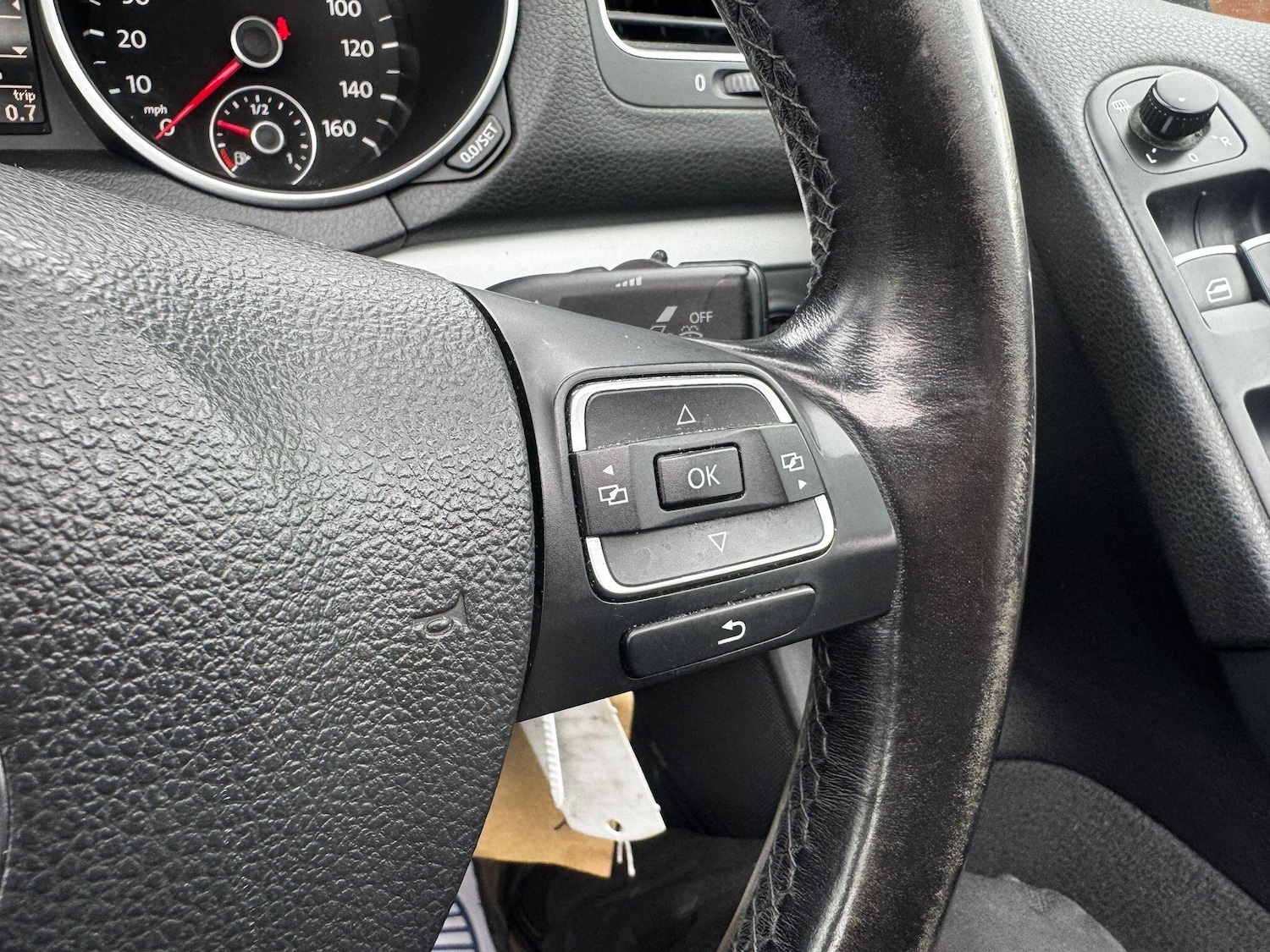 Used Volkswagen Golf 2012 for sale - 77633837: Photo 28