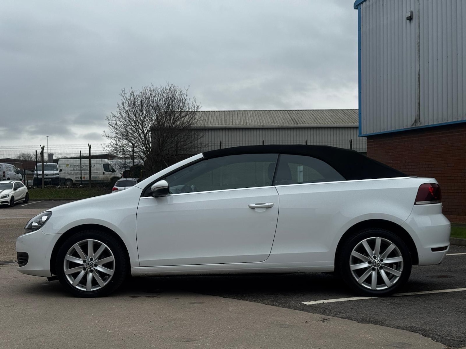 Used Volkswagen Golf 2012 for sale - 77633837: Photo 4