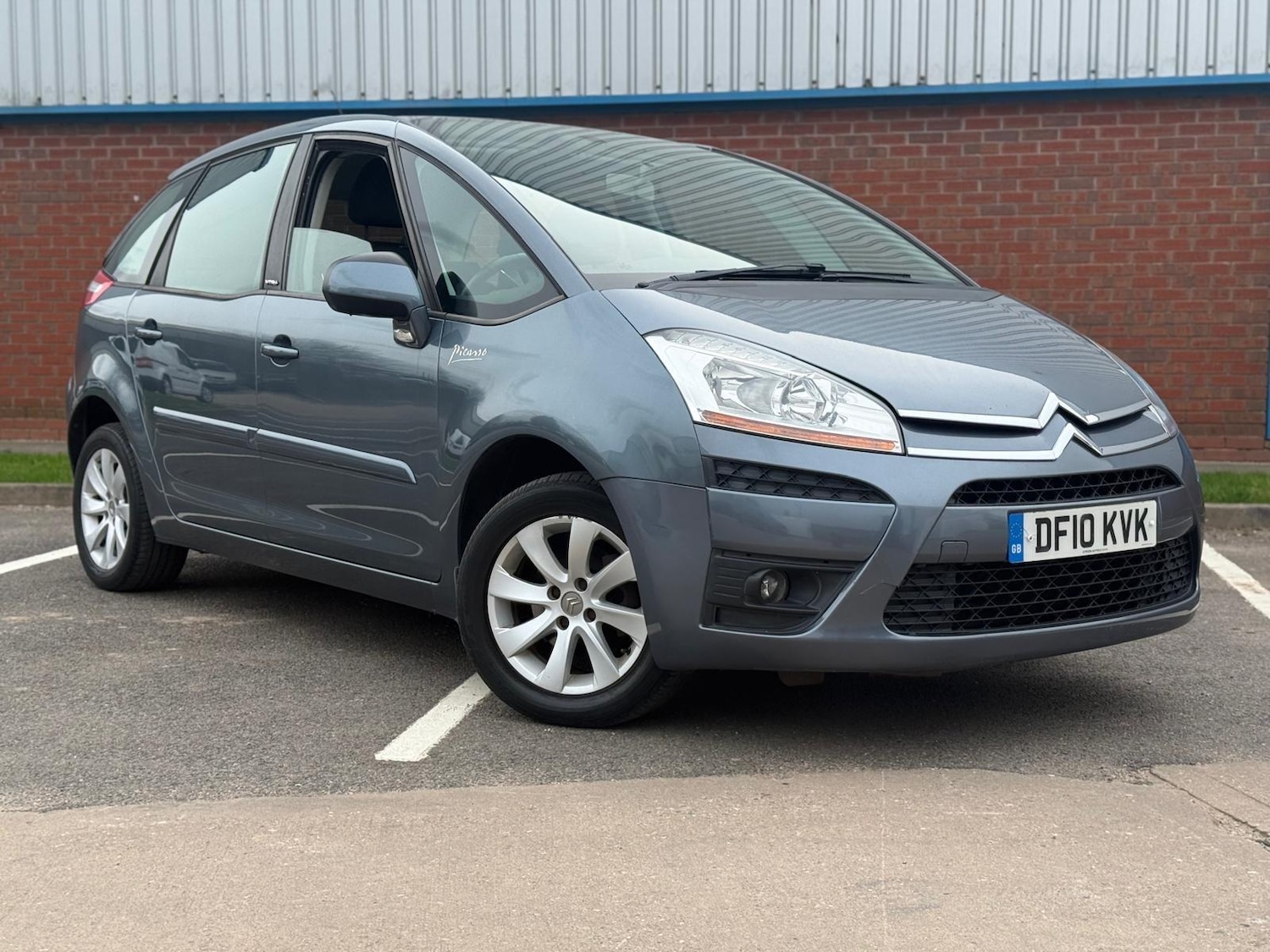 Used Citroen C4 Picasso 2010 for sale - 77993227: Photo 10