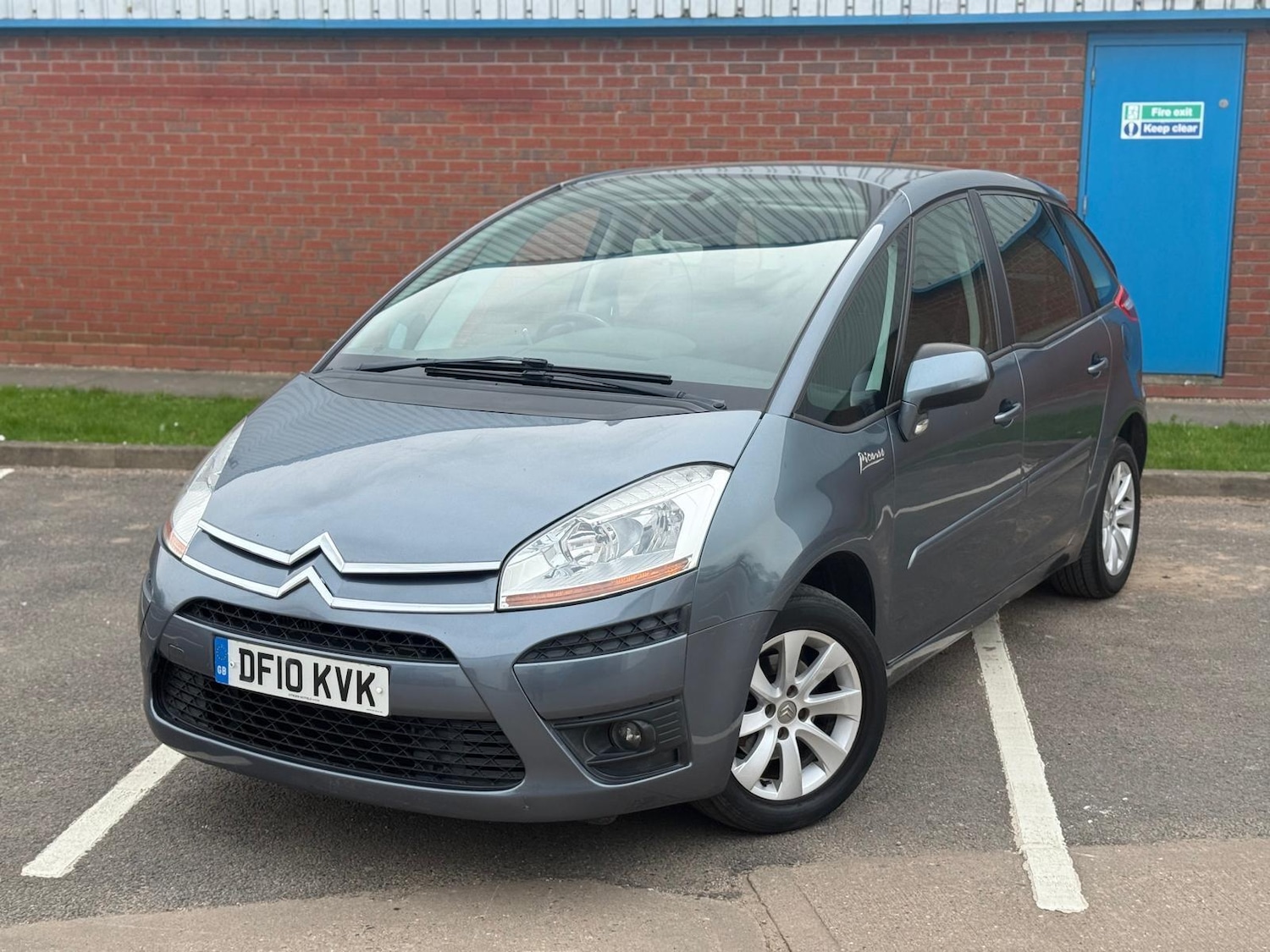 Used Citroen C4 Picasso 2010 for sale - 77993227: Photo 13