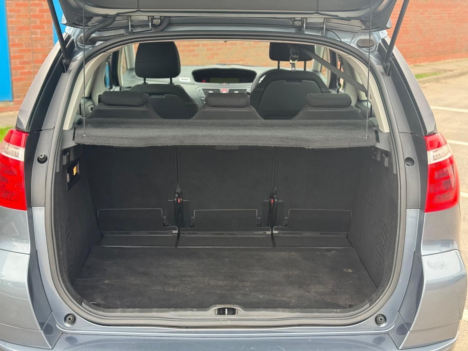 Used Citroen C4 Picasso 2010 for sale - 77993227: Photo 31