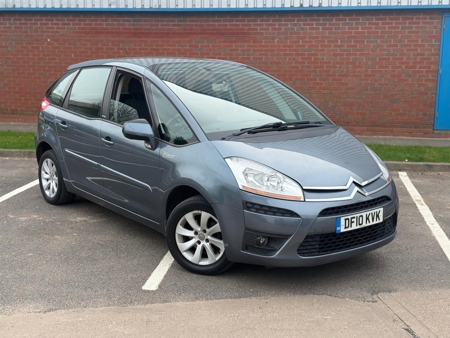 Used Citroen C4 Picasso 2010 for sale - 77993227: Photo 5