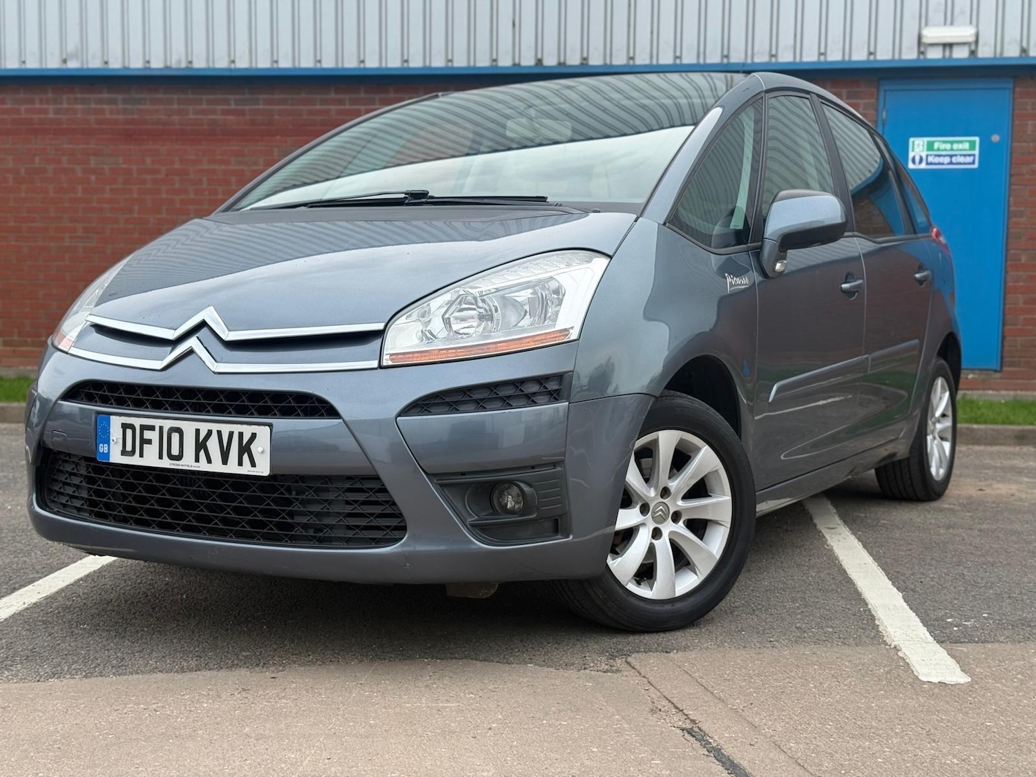 Used Citroen C4 Picasso 2010 for sale - 77993227: Photo 9