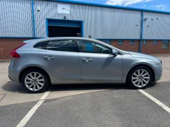 Used Volvo V40 2012 for sale - 75060691: Photo