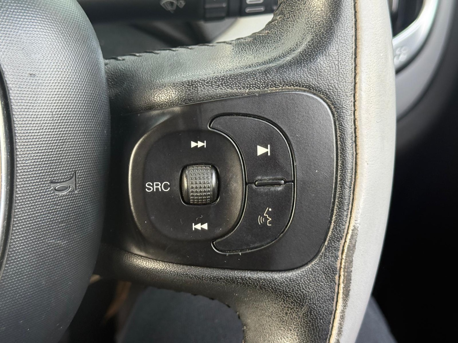 Used Fiat 500L 2013 for sale - 77994358: Photo 24