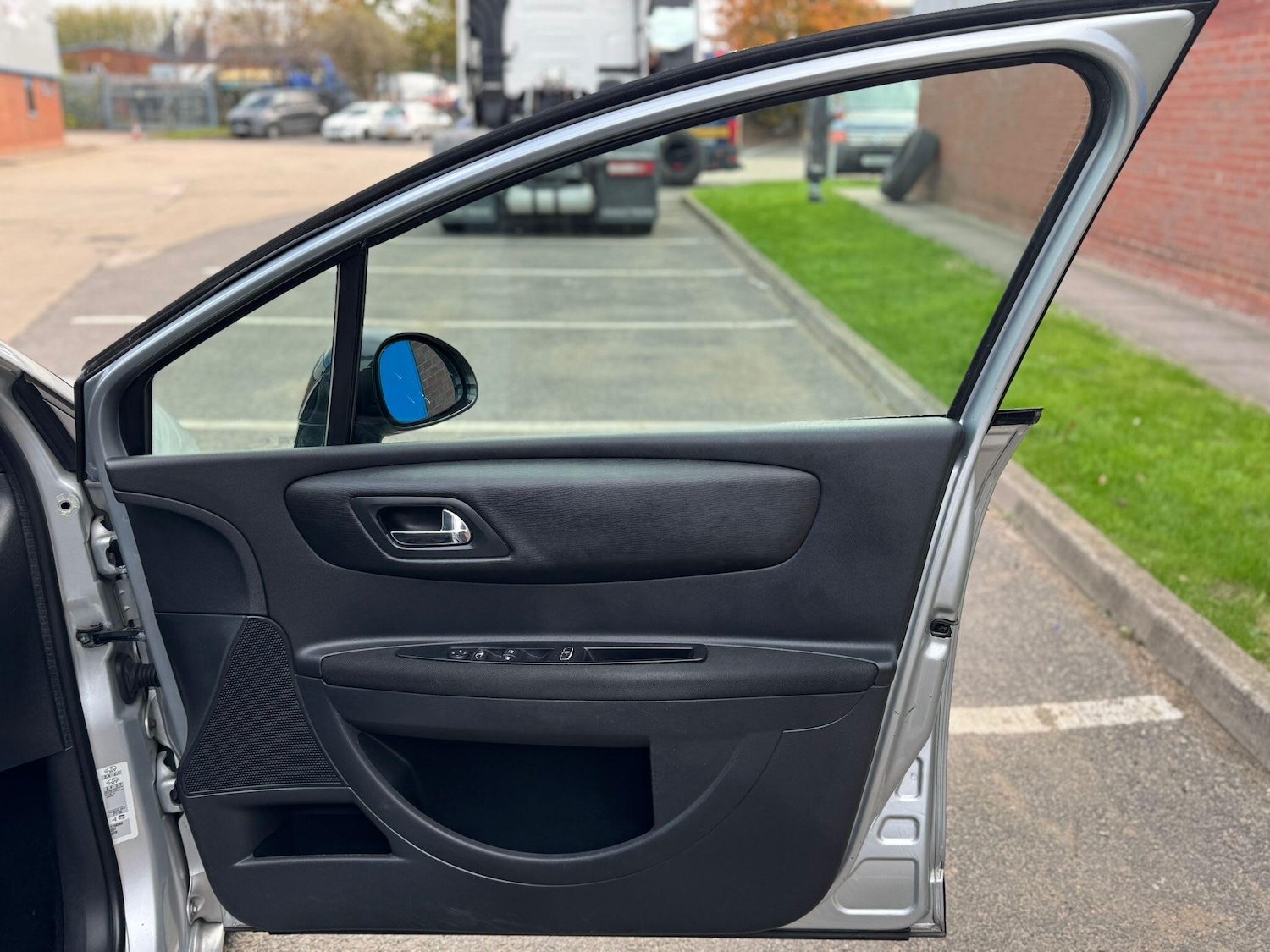 Used Citroen C4 2008 for sale - 76370252: Photo 18