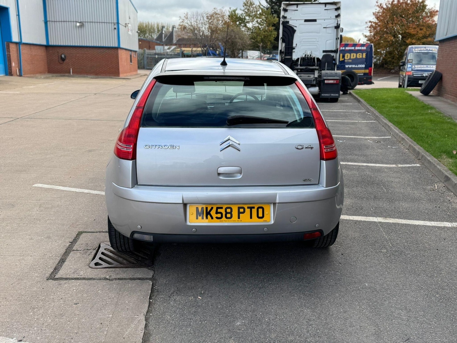 Used Citroen C4 2008 for sale - 76370252: Photo 2