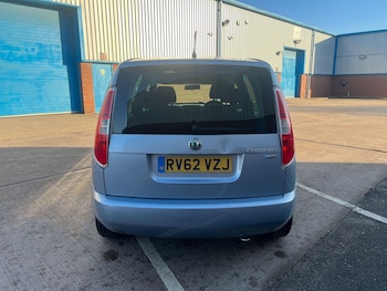 Used Skoda Roomster 2012 for sale - 77081311: Photo